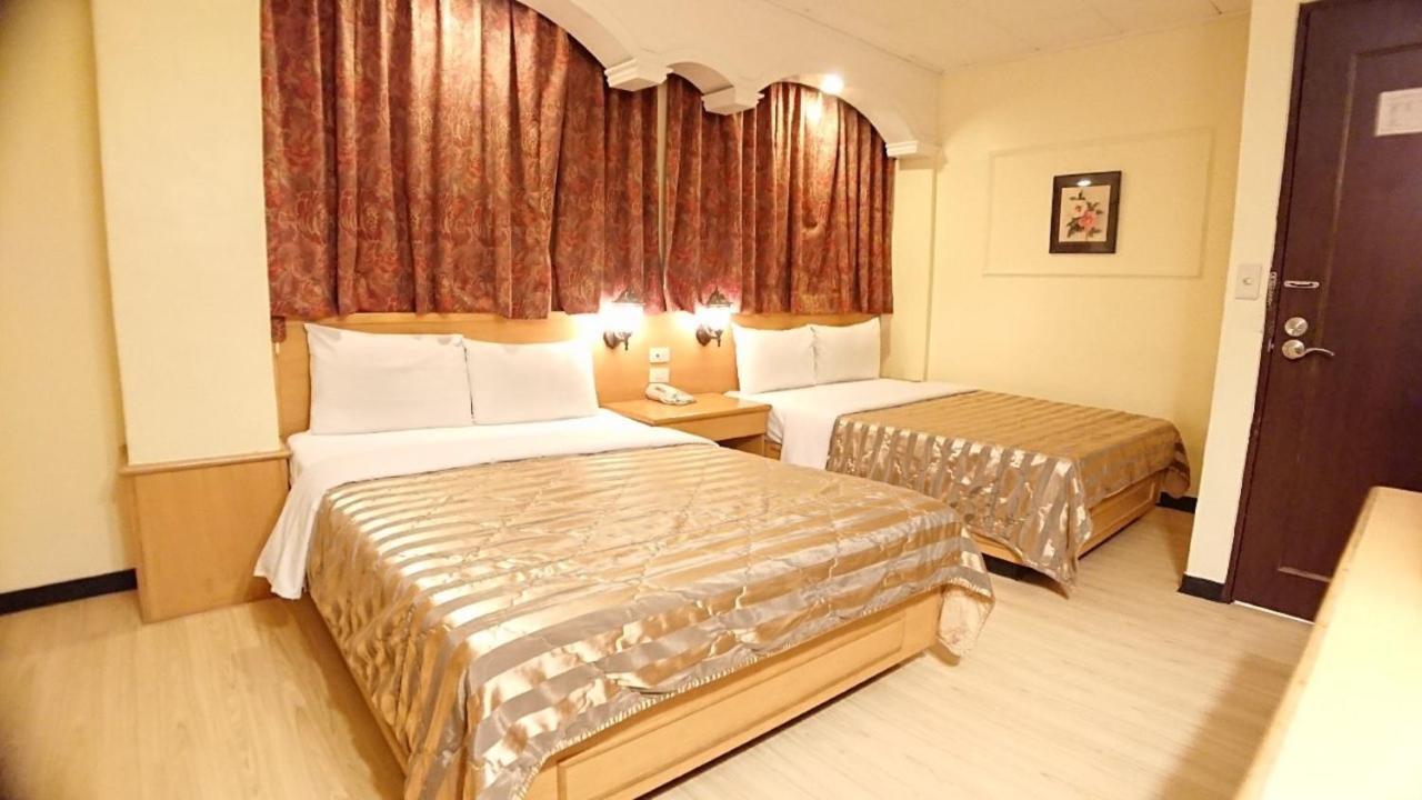 Yes Hotel Chiayi Exterior foto